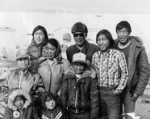 anoee_family_bw_sm